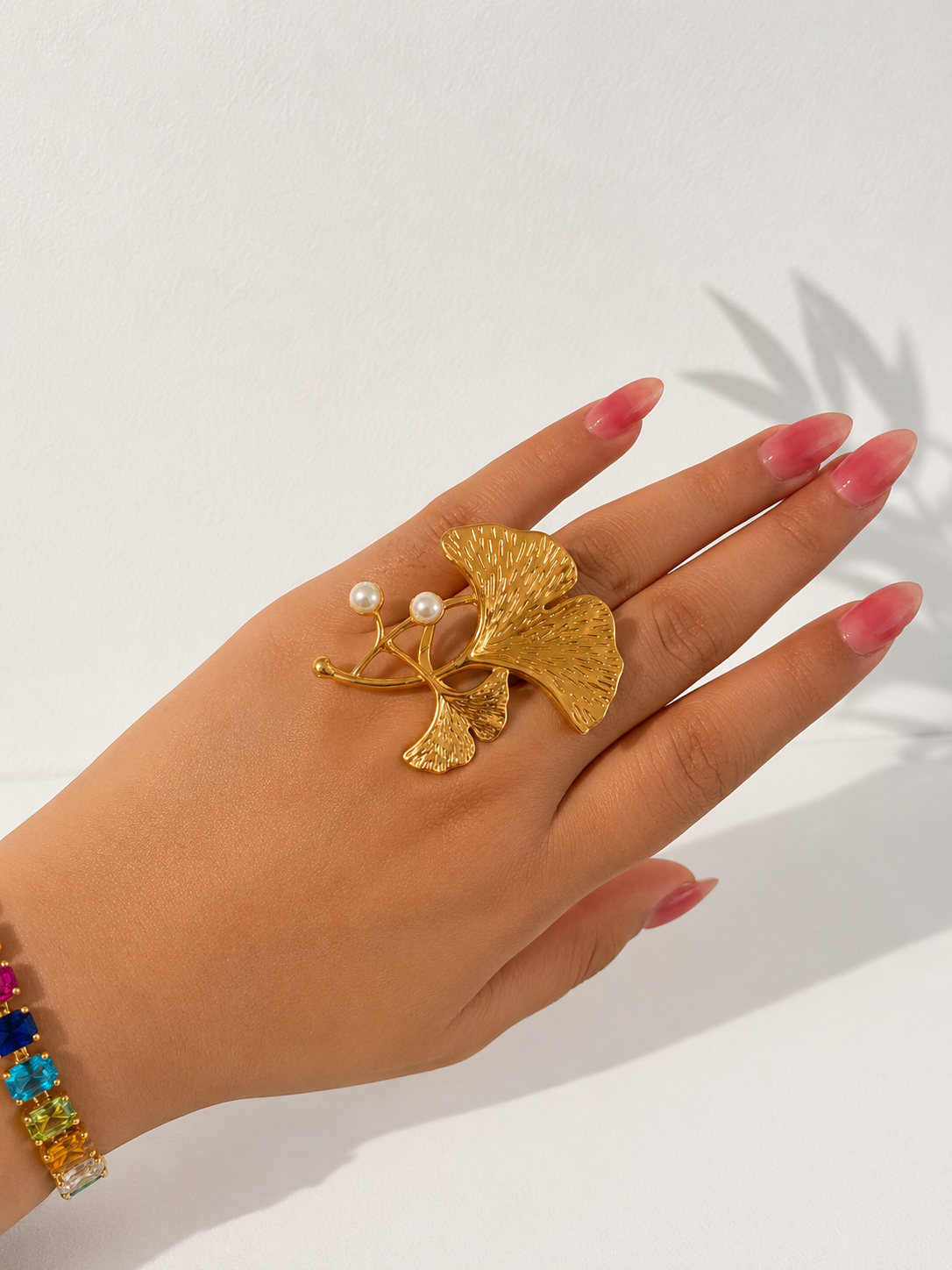 EROS - Golden Ginkgo Pearl Ring