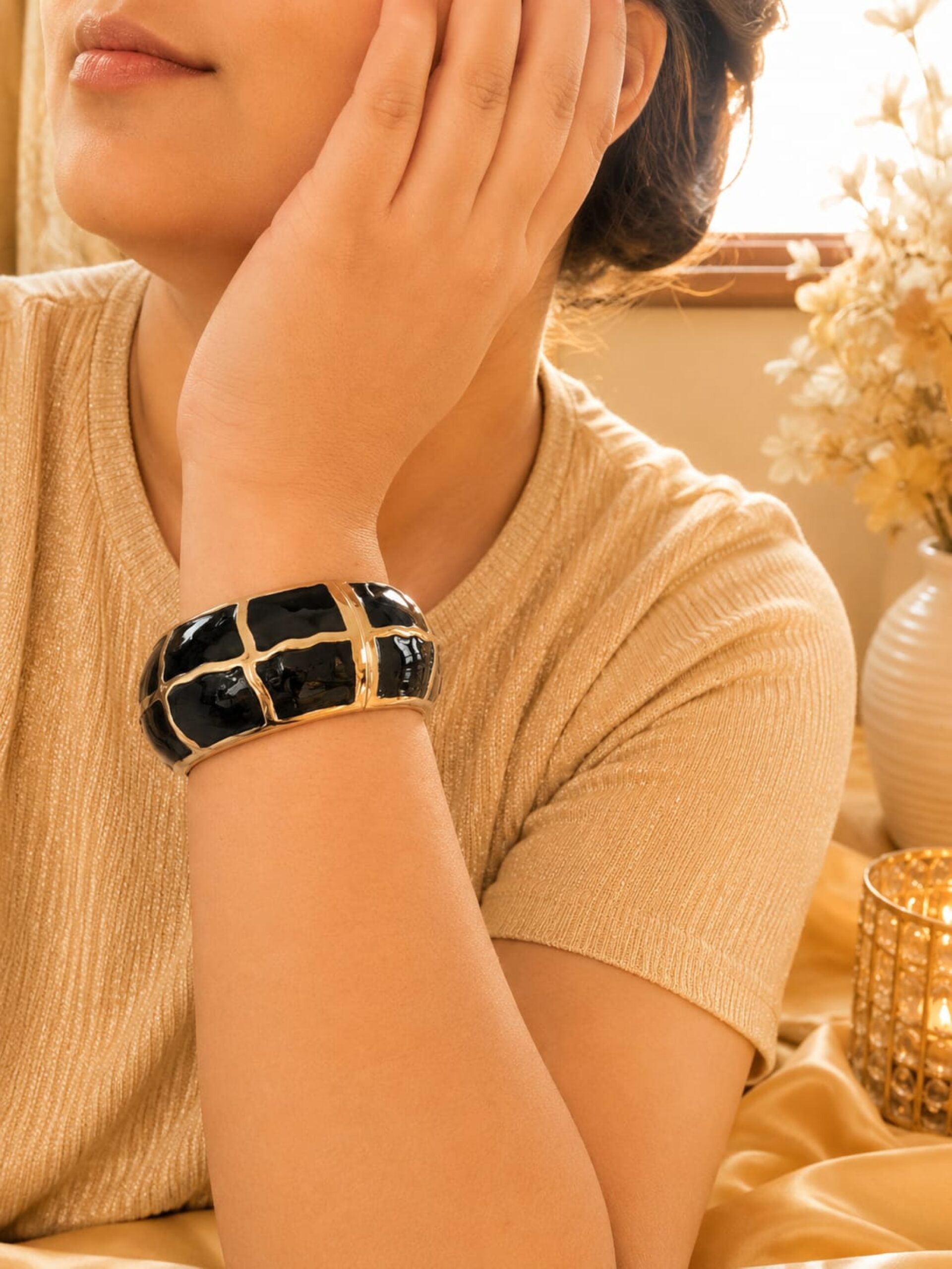 EROS - Noir Luxe Statement Bangle