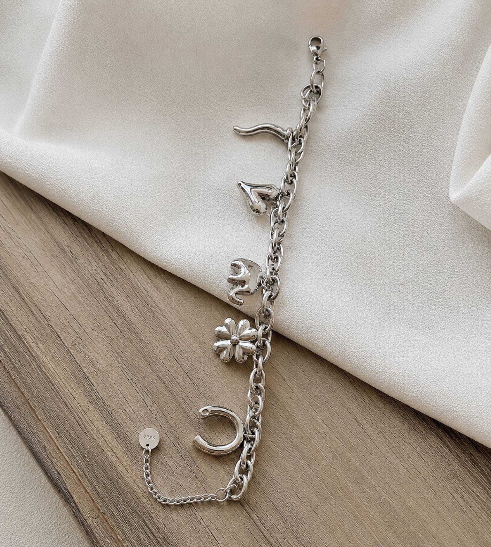 EROS - Lucky Charm Bracelet