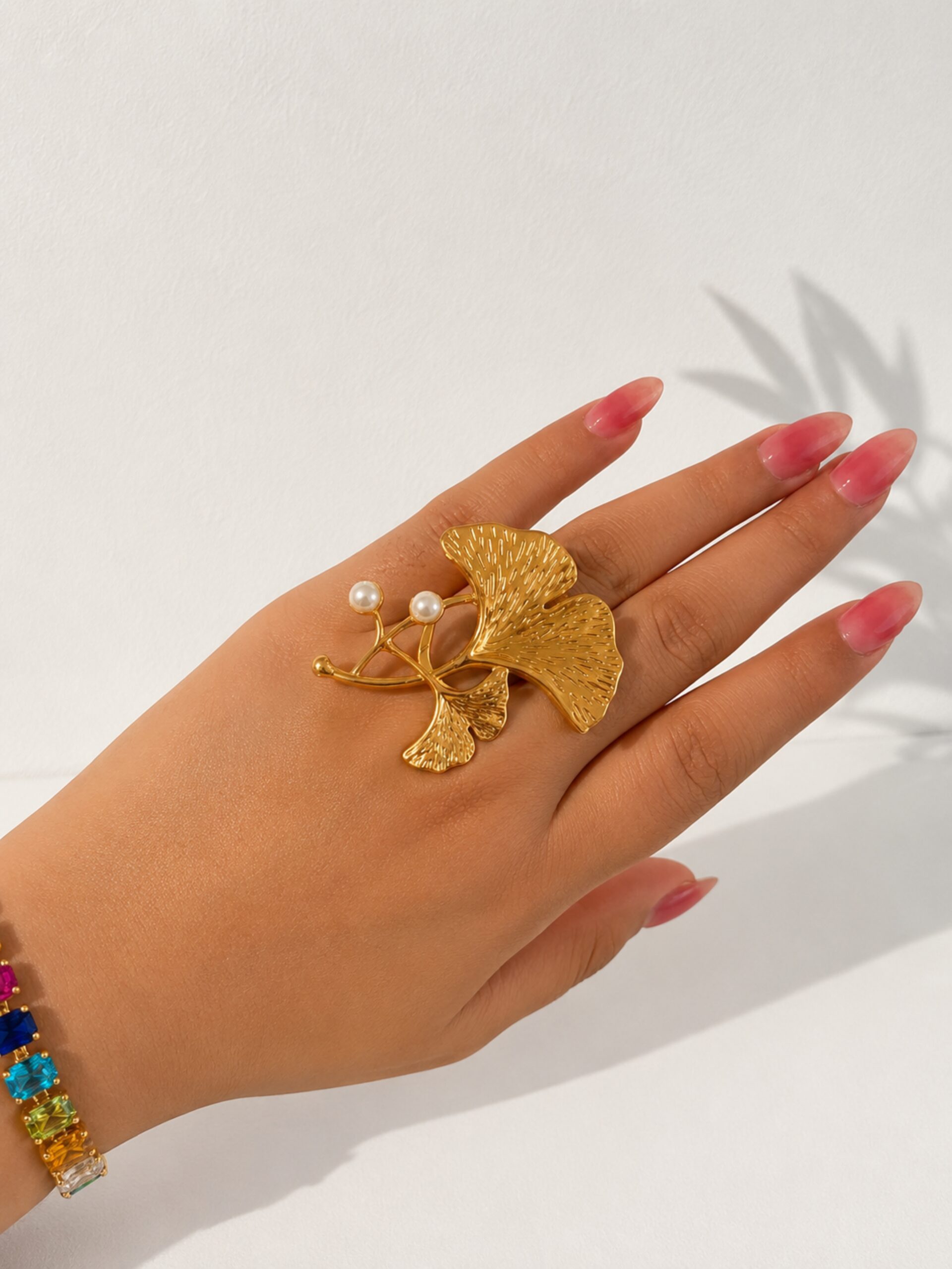 EROS - Golden Ginkgo Pearl Ring