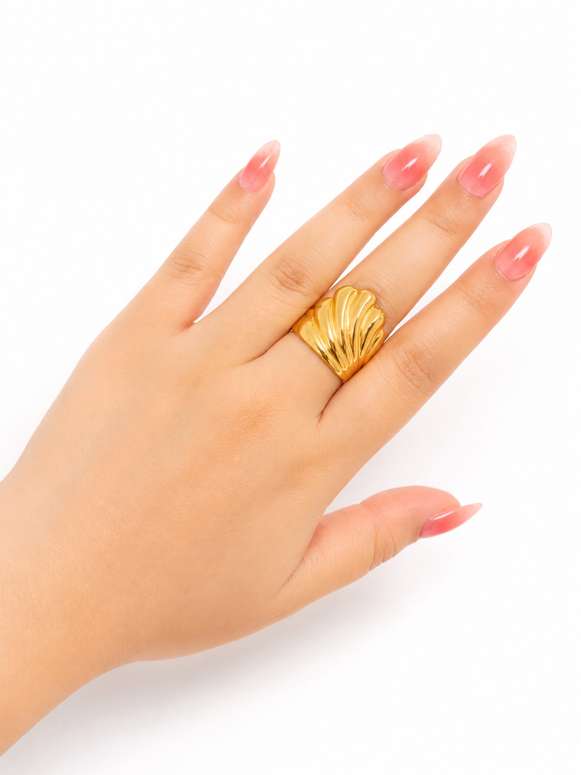 EROS - Golden Seashell Ring
