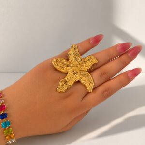EROS – Golden Bloom Adjustable Statement Ring